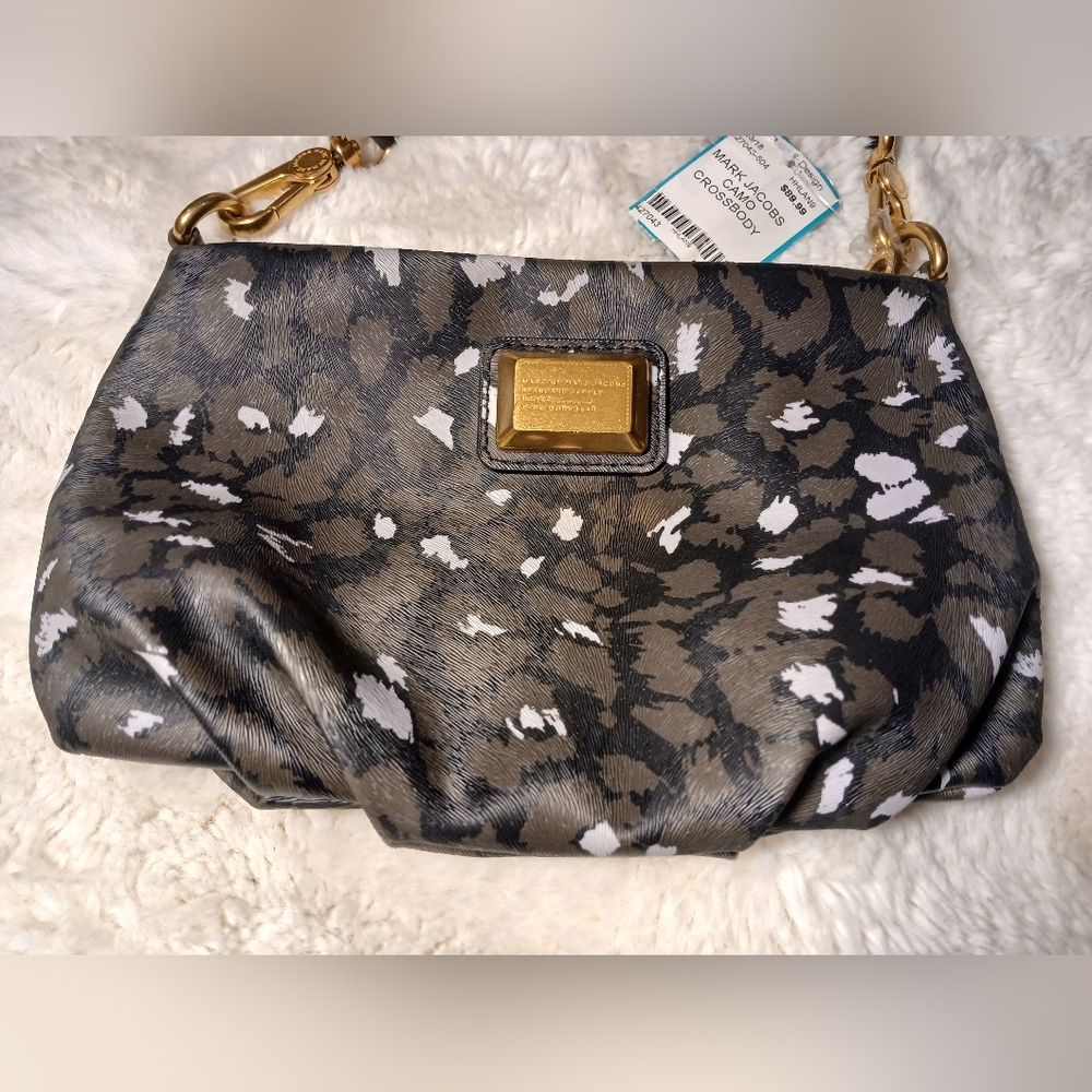 Marc By Marc Jacobs Patterned Crossbody Bag with Gold Accents - Picture 7 of 16